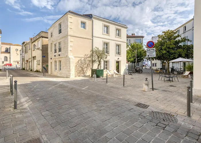 Proche Apartment